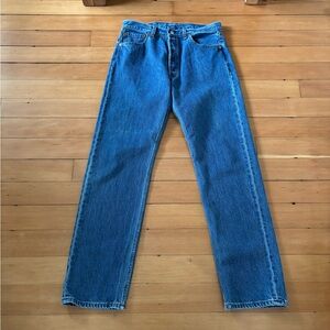Clean vintage Levi’s 501 mid blue classic five button straight leg Made in CA